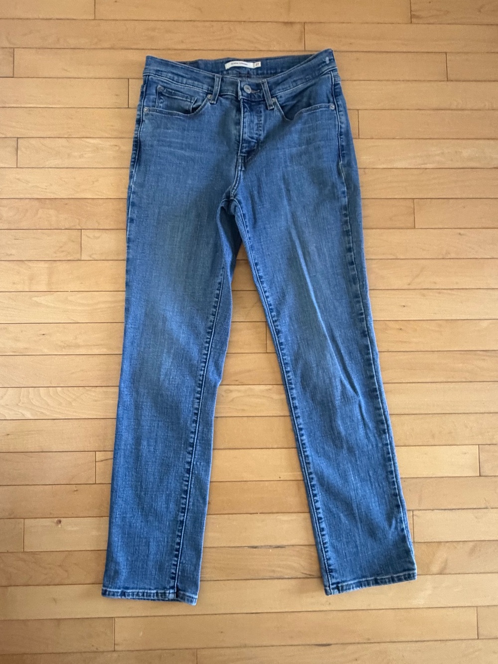 Levi’s Classic Straight Jeans Women’s 27 W27 L30 Medium Wash